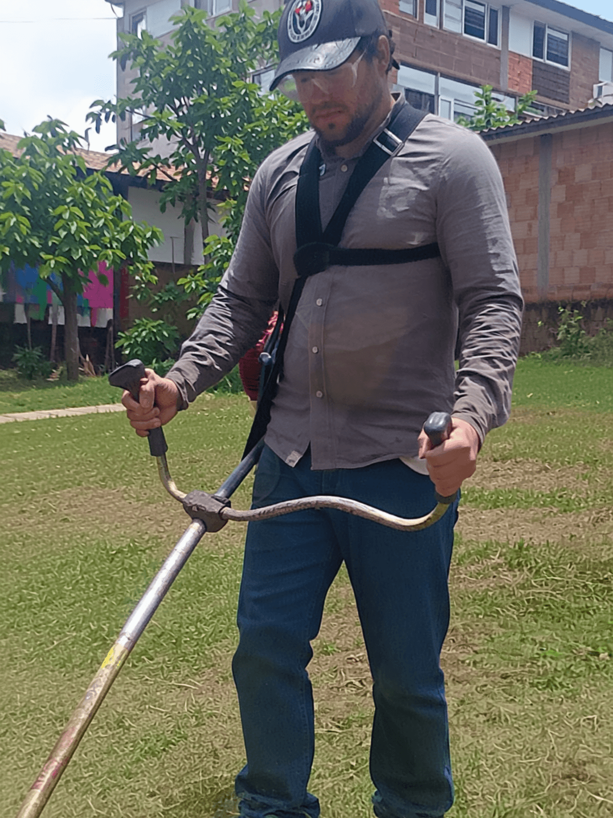 Jardinagem e paisagismo em Lagoa Santa, MG - manutenção de terreno e jardins